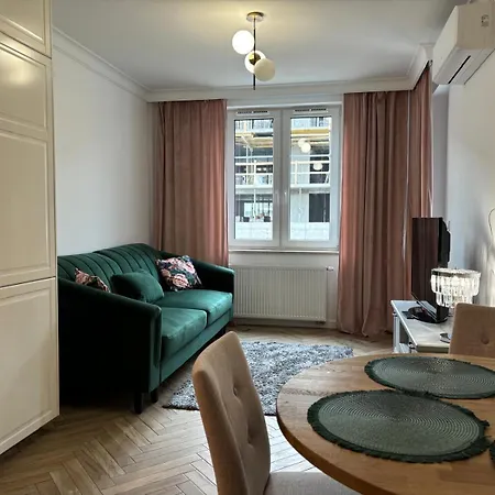 Apartamenty W Centrum Bialegostoku Z Parkingiem W Garazu Podziemnym Bialystok Exterior photo