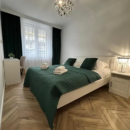 Apartamenty W Centrum Bialegostoku Z Parkingiem W Garazu Podziemnym Bialystok Exterior photo