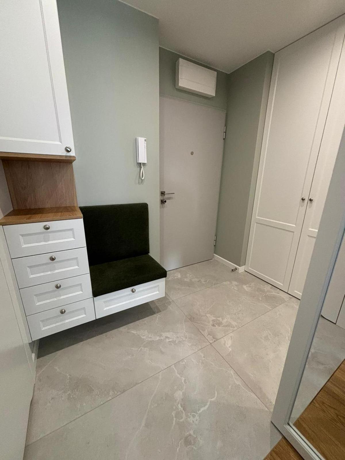 W Centrum Bialegostoku Z Parkingiem W Garazu Podziemnym Bialystok