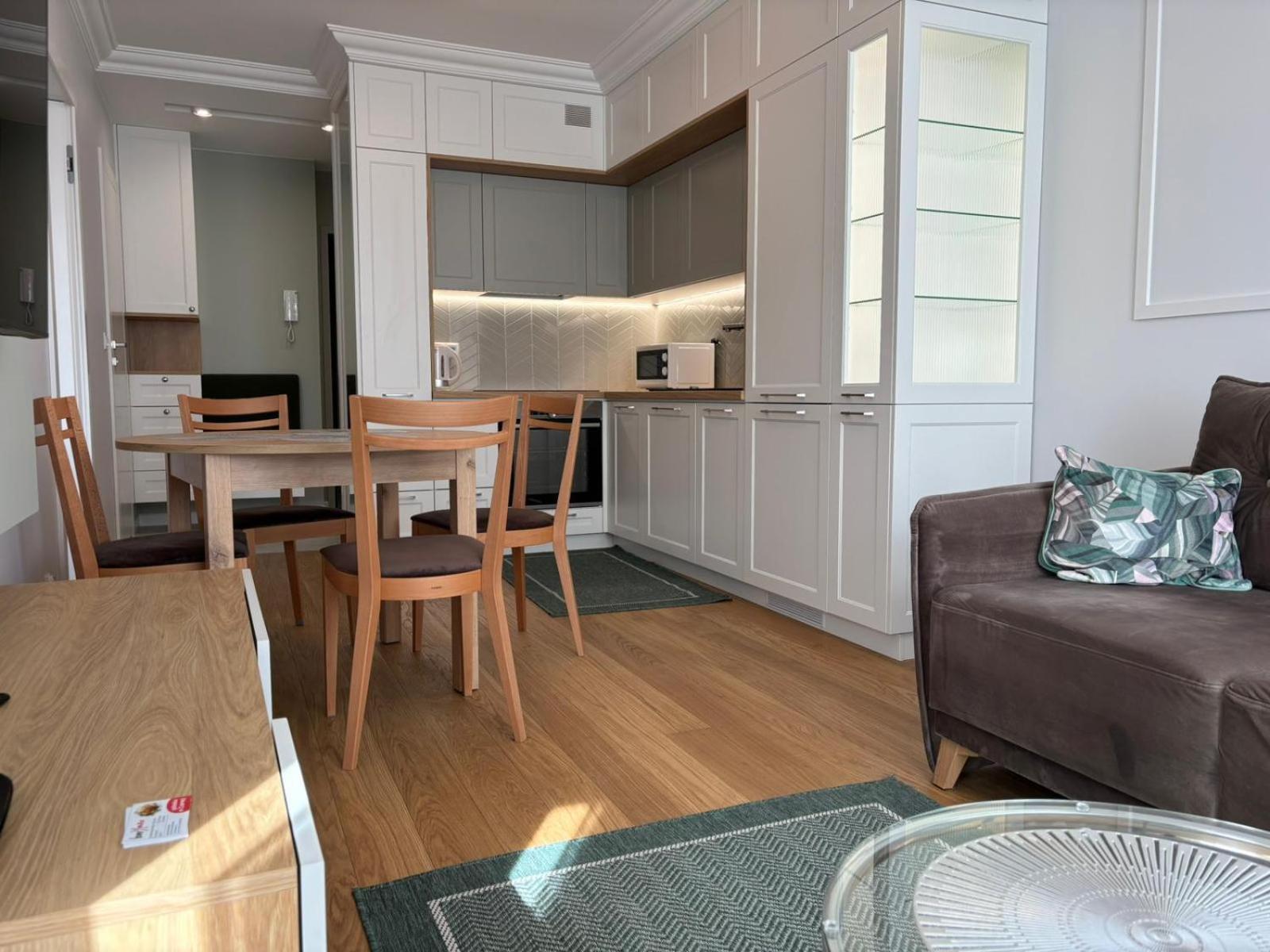 Apartment W Centrum Bialegostoku Z Parkingiem W Garazu Podziemnym
